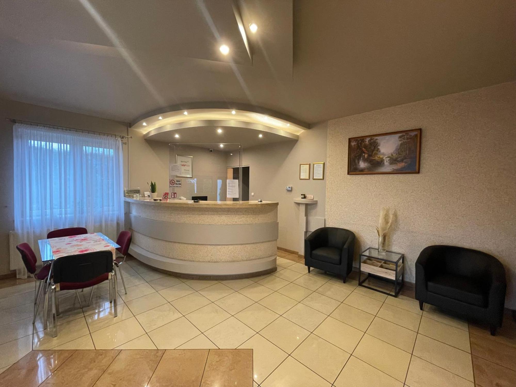 Hotel Marco Plonsk Szkolna 115 Екстер'єр фото