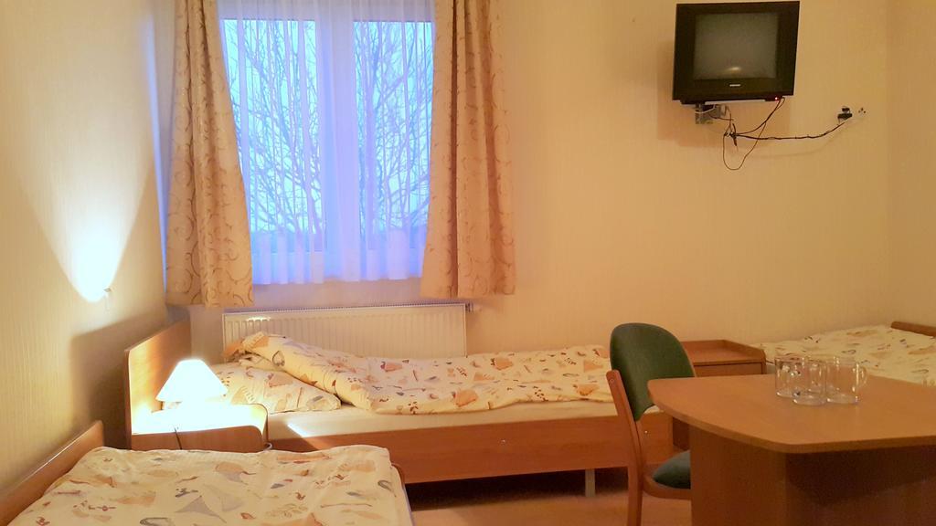 Hotel Marco Plonsk Szkolna 115 Екстер'єр фото