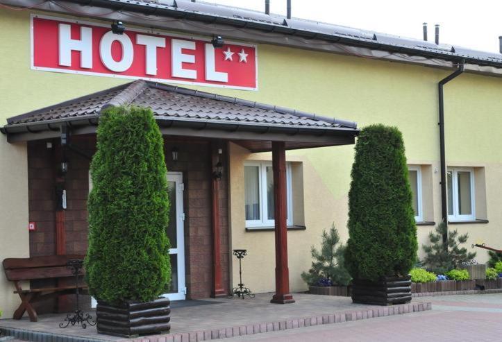 Hotel Marco Plonsk Szkolna 115 Екстер'єр фото